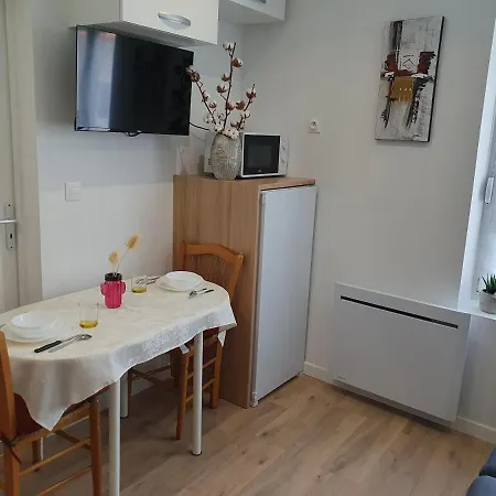 Appart'hotel, Ikimo 5 Entiers A Votre Disposition Au Choix Апартаменты