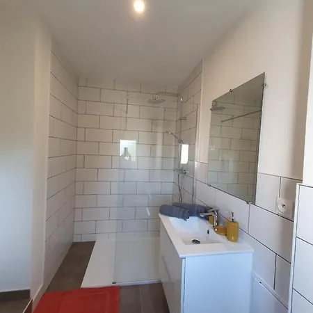 Appart'hotel, Ikimo 5 Entiers A Votre Disposition Au Choix Daire *