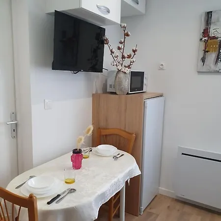 Daire Appart'hotel, Ikimo 5 Entiers A Votre Disposition Au Choix