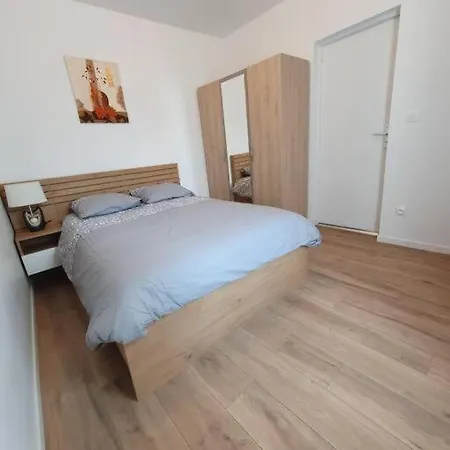 Appart'hotel, Ikimo 5 Entiers A Votre Disposition Au Choix Lejlighed